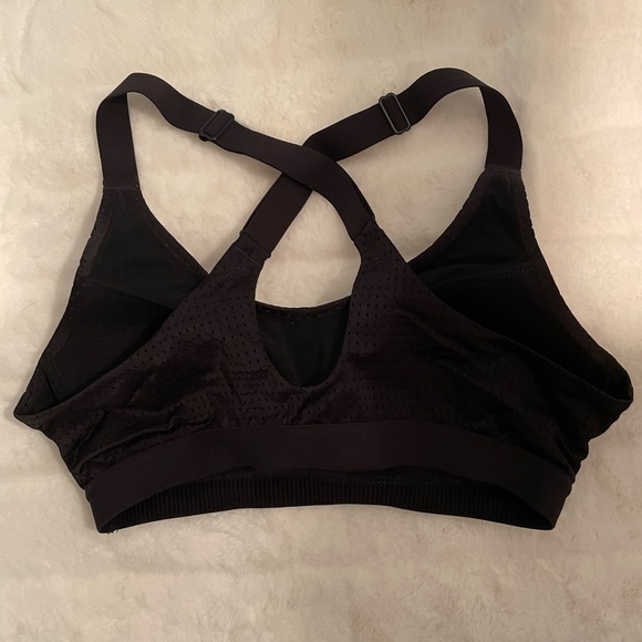 Victoria’s Secret VSX Sport black with perforated front. Size 32b - Picture 2 of 4